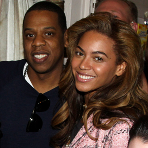 Jessica Alba Feiert Ihren Hochzeitstag